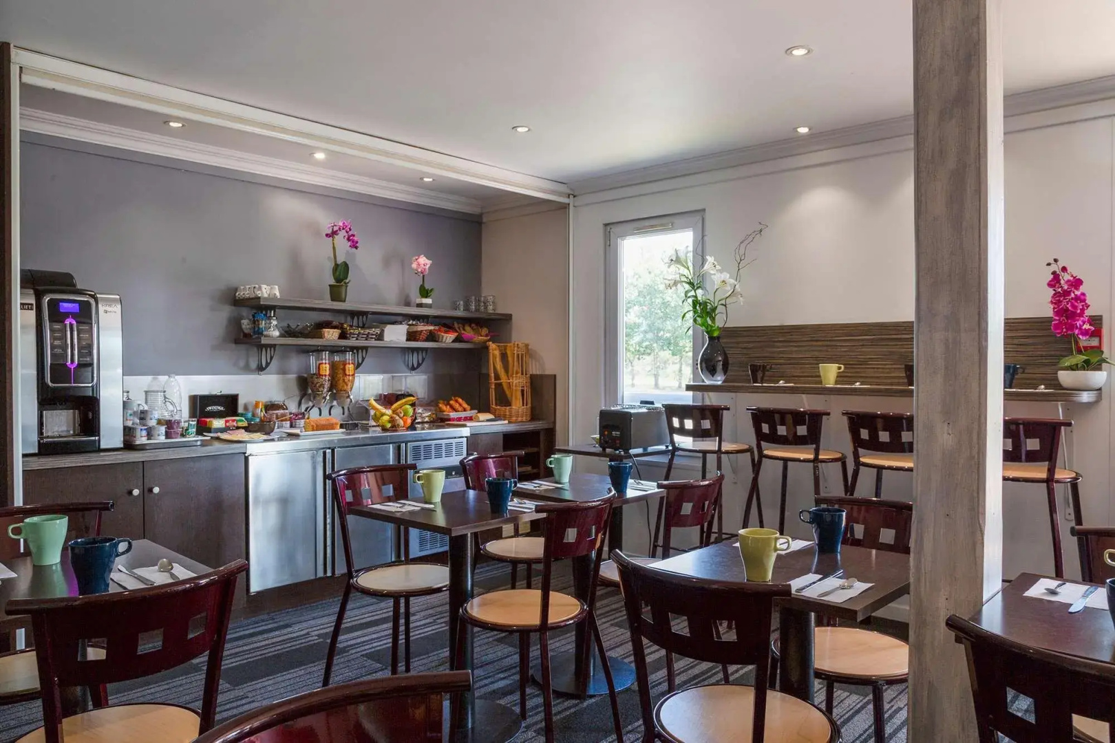 Photo - The Originals Access, Hôtel Bordeaux Lac