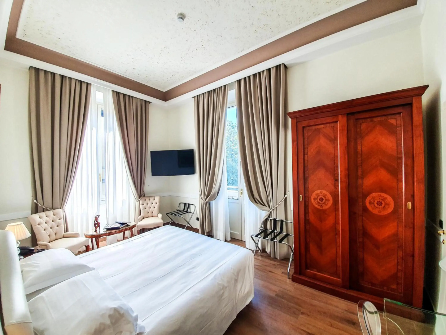 Photo - Riu Plaza The Gresham Dublin