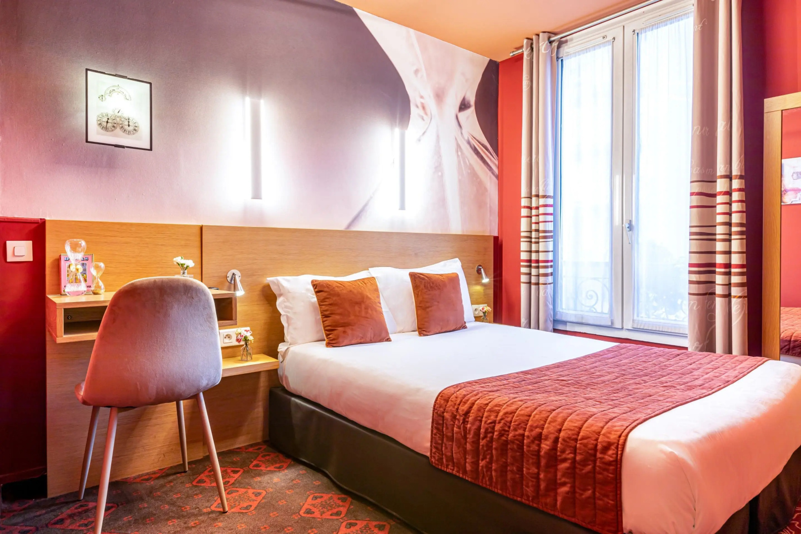 Photo - Hotel Ariane Montparnasse by Patrick Hayat