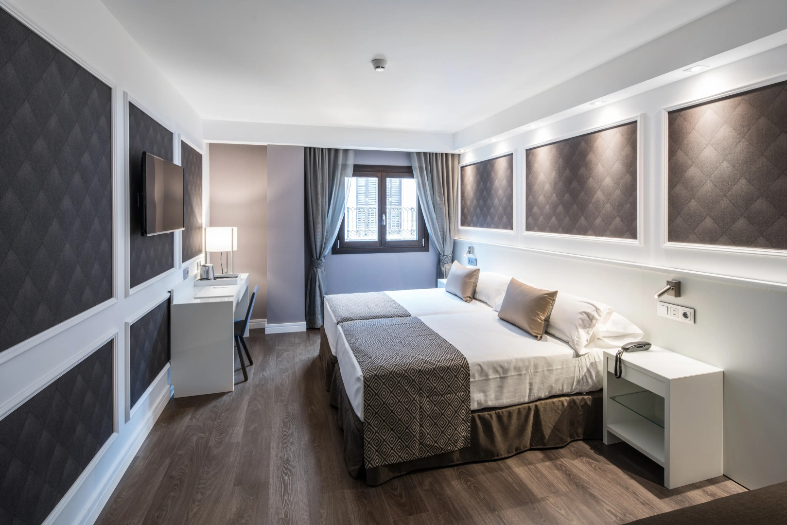 Photo - Catalonia Magdalenes