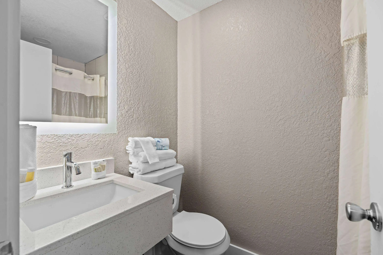 Foto - Super 8 by Wyndham Kissimmee-Orlando