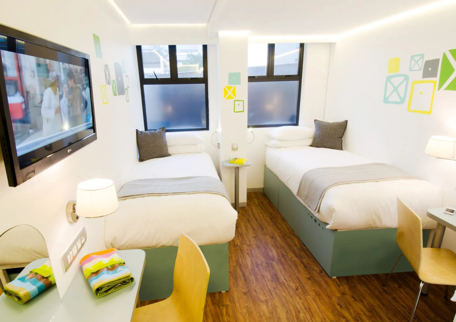 Photo - Bannister Hotel