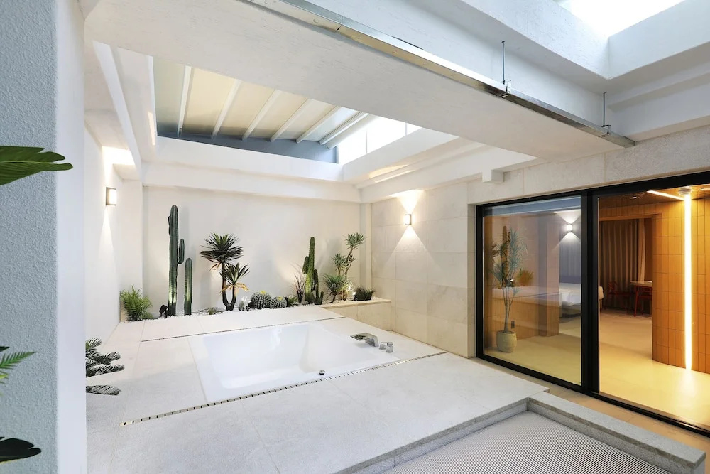 Photo - Seoul Inn Hotel by the Designers