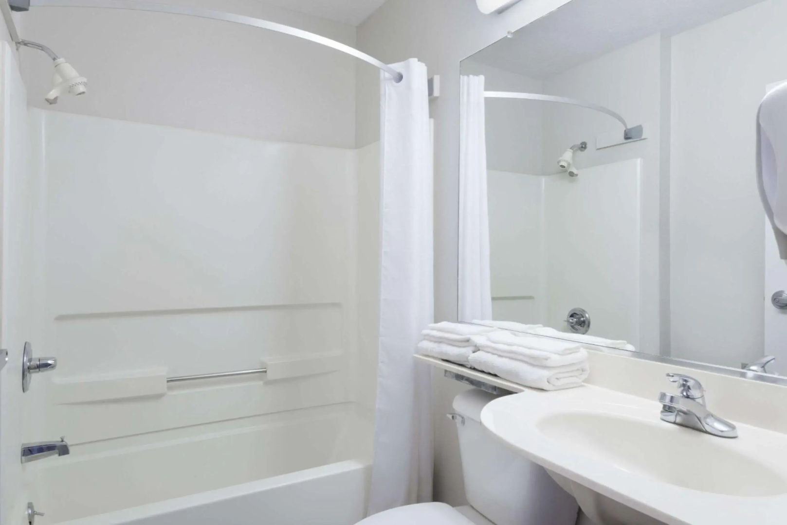Photo - Microtel Inn & Suites by Wyndham London