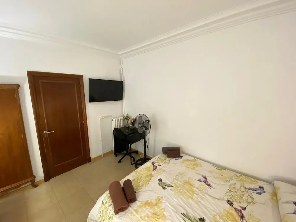 Photo - Balmes rooms