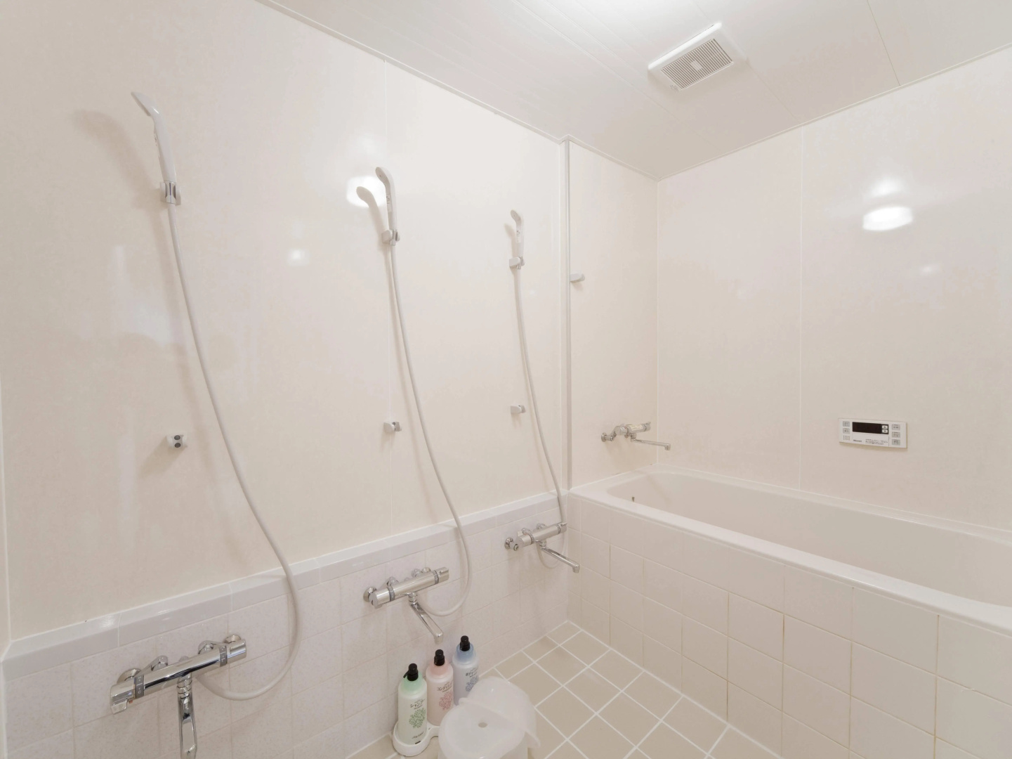 Photo - Shin-Okubo International Hotel