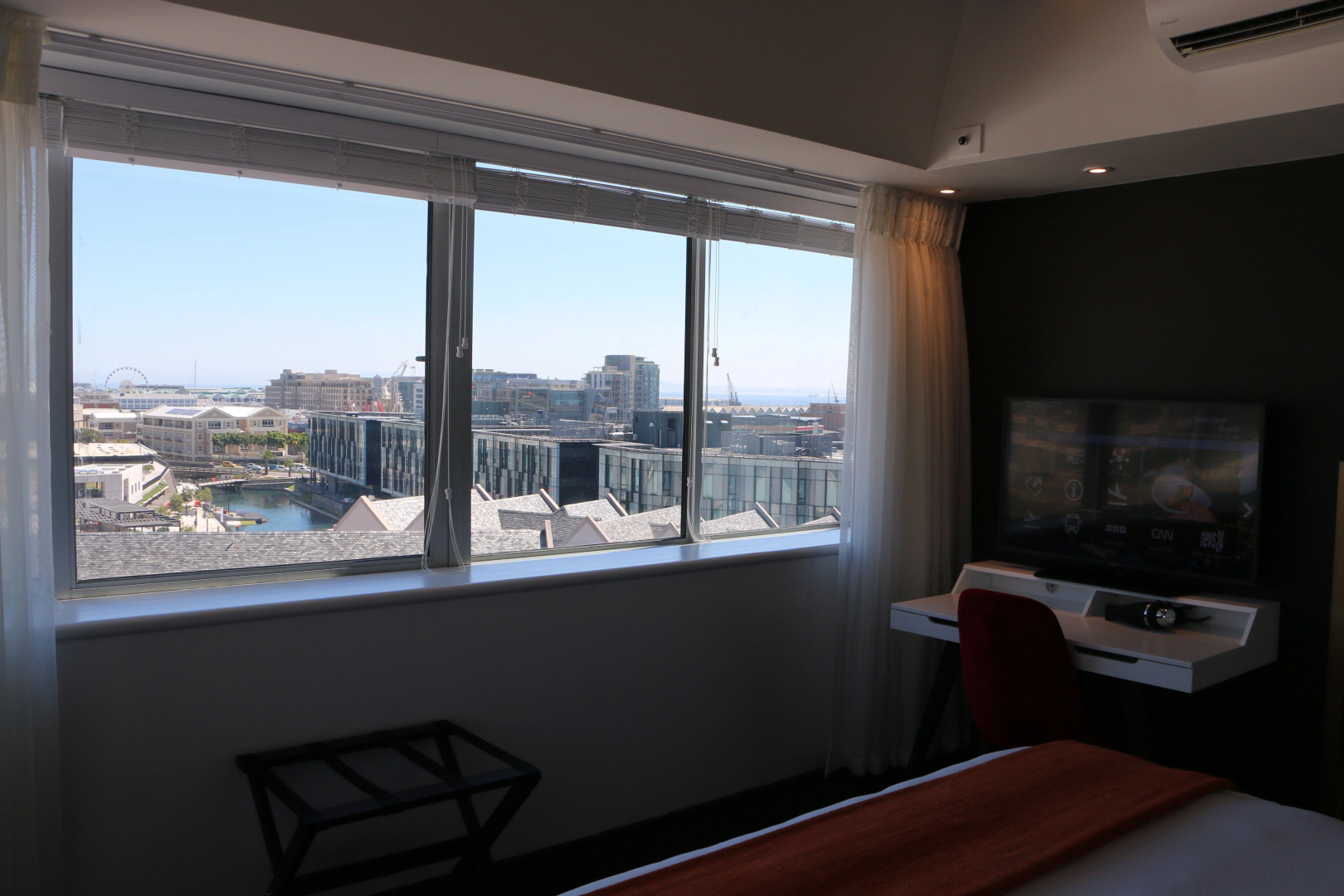 Photo - ONOMO Hotel Waterfront