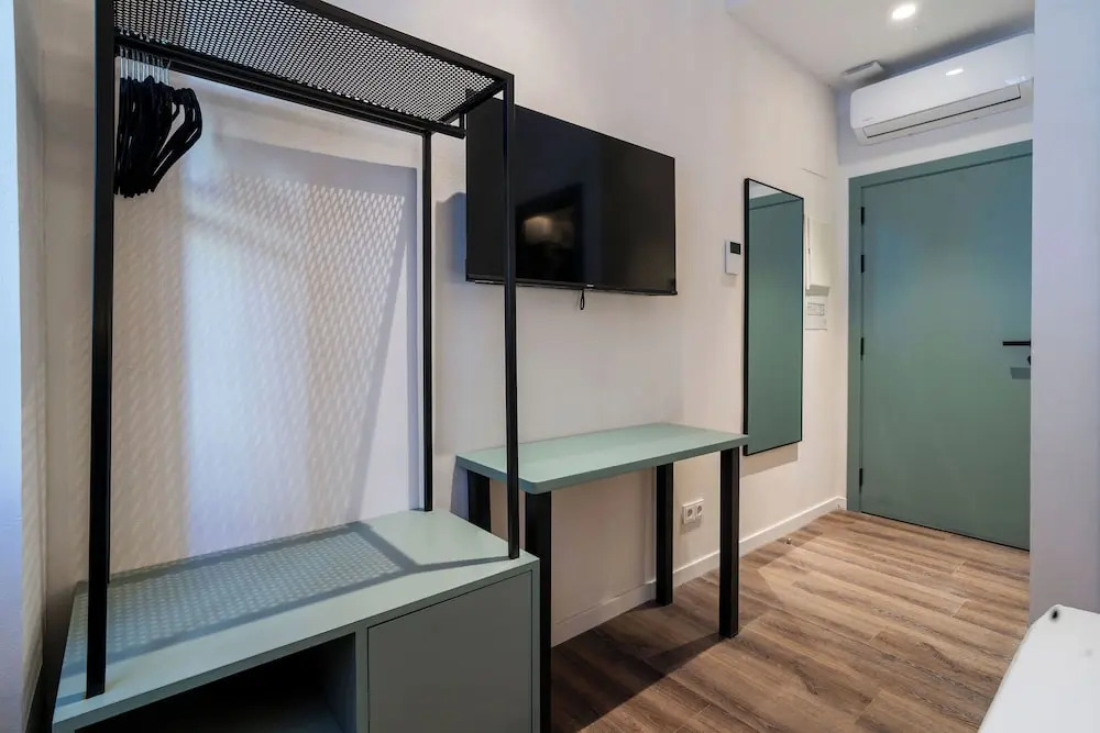 Foto - VLC HOST - Reina 168