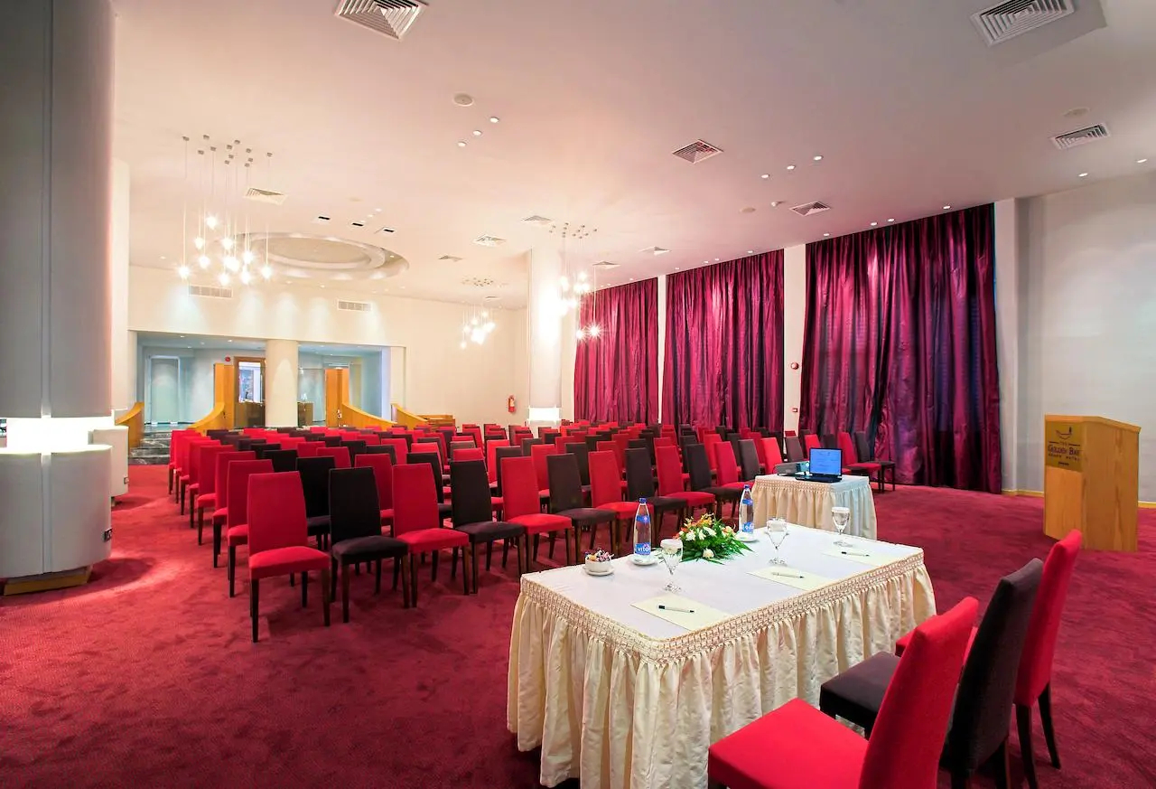 Foto - Golden Bay Beach Hotel