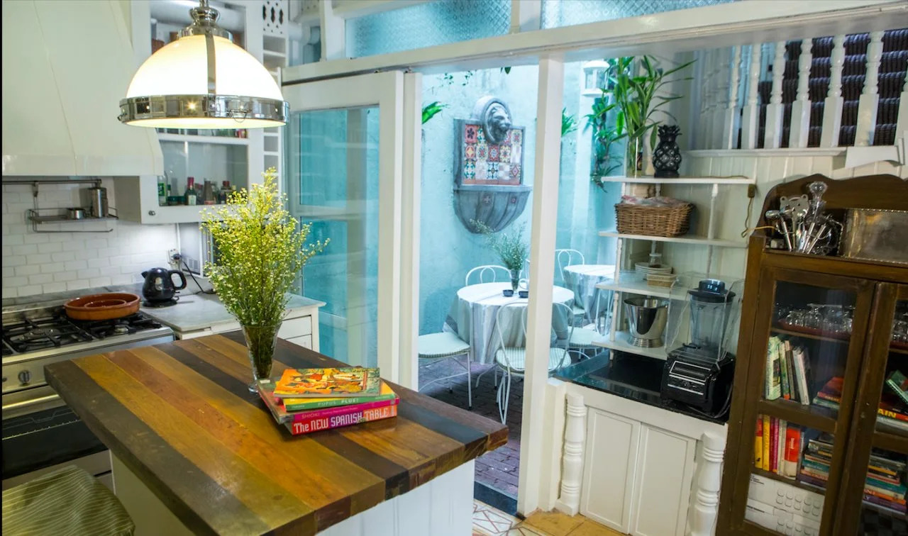 Foto - Charming La Casita Mercedes, 5Br and 5TB for Family and Friends Staycation- Read Listing Info