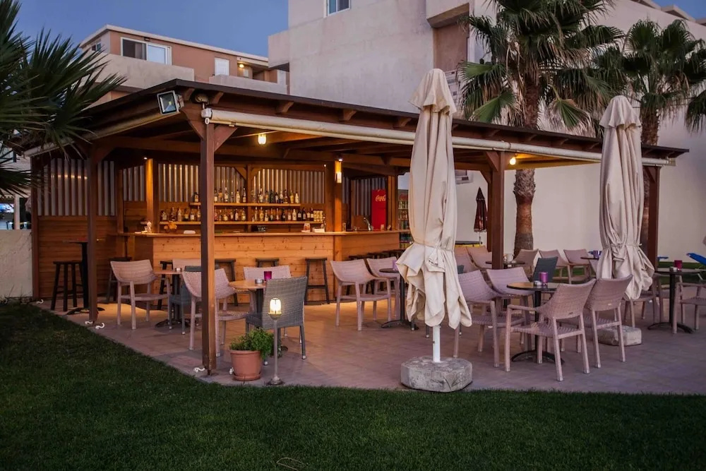 Photo - Ilian Beach & Apartments