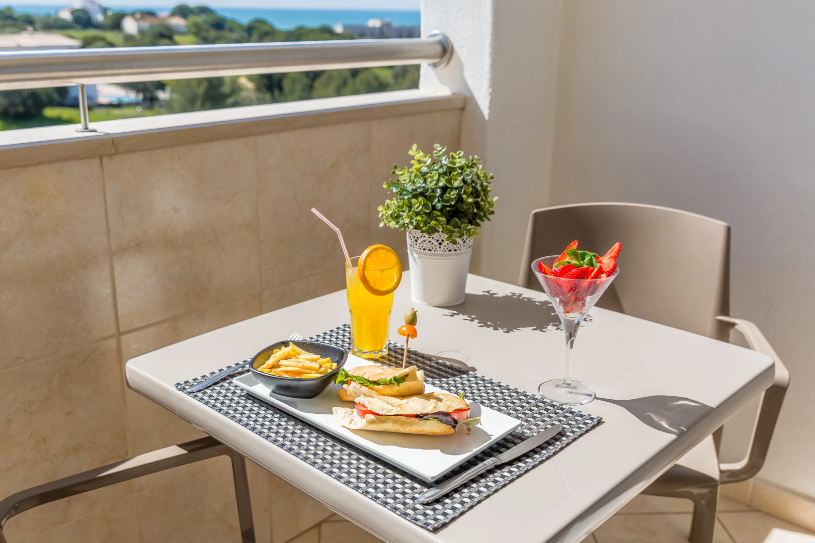 Foto - The Navigator - Solaqua