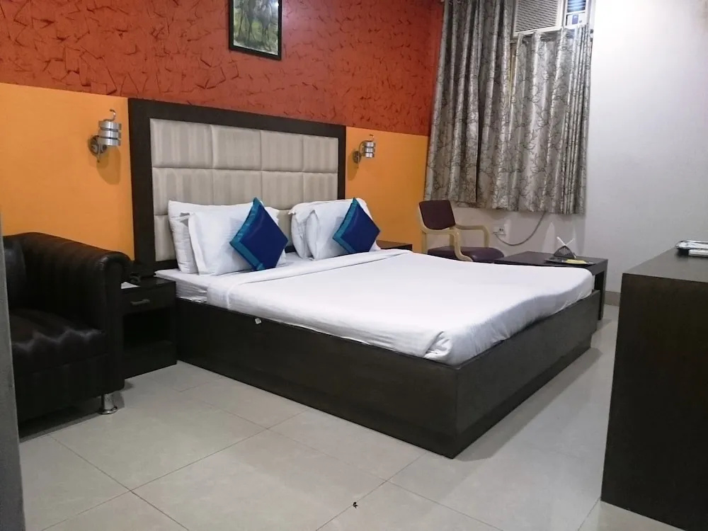 Photo - Hotel RTS Plaza Near IGI Airport