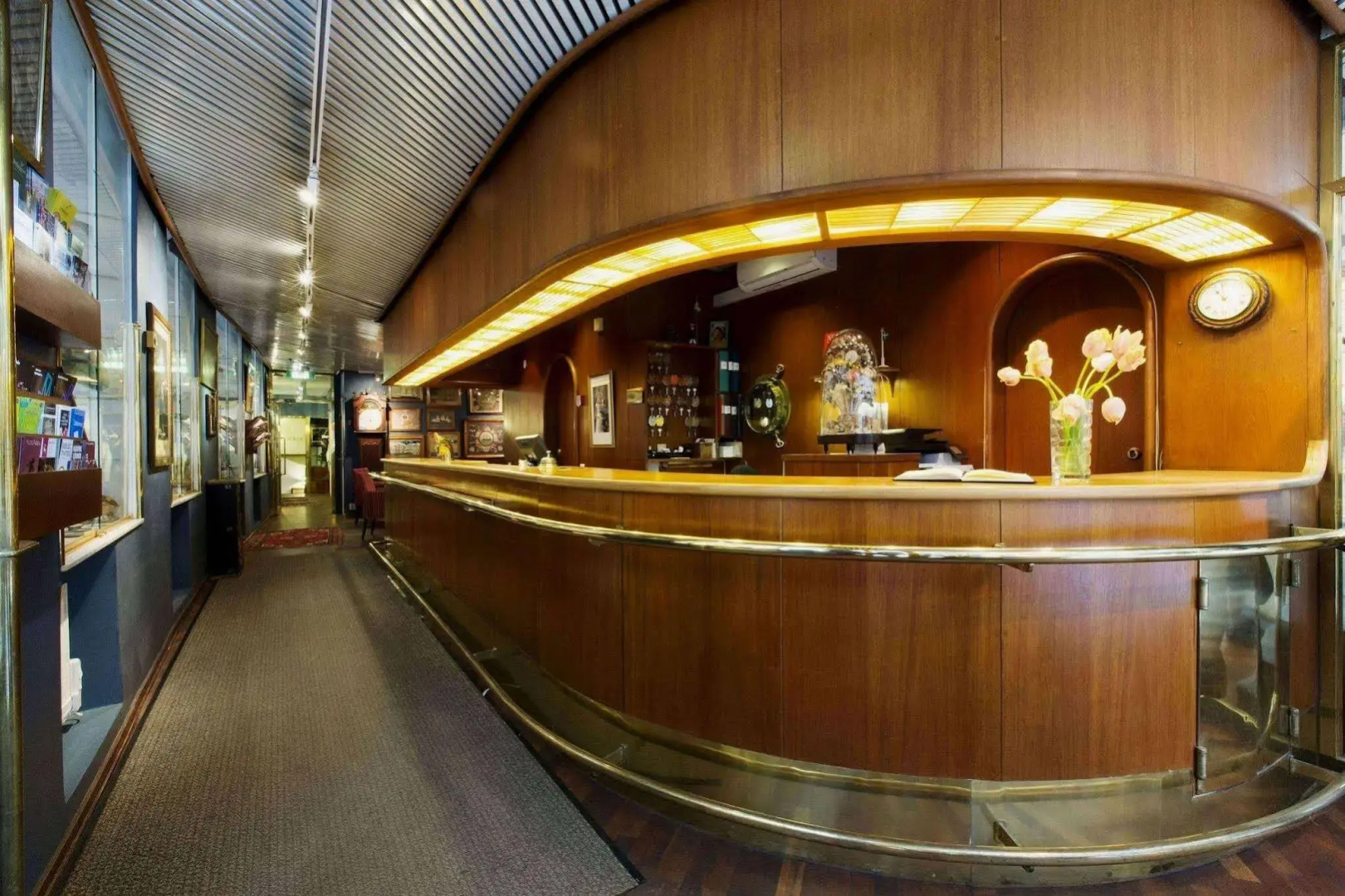 Photo - Lord Nelson Hotel