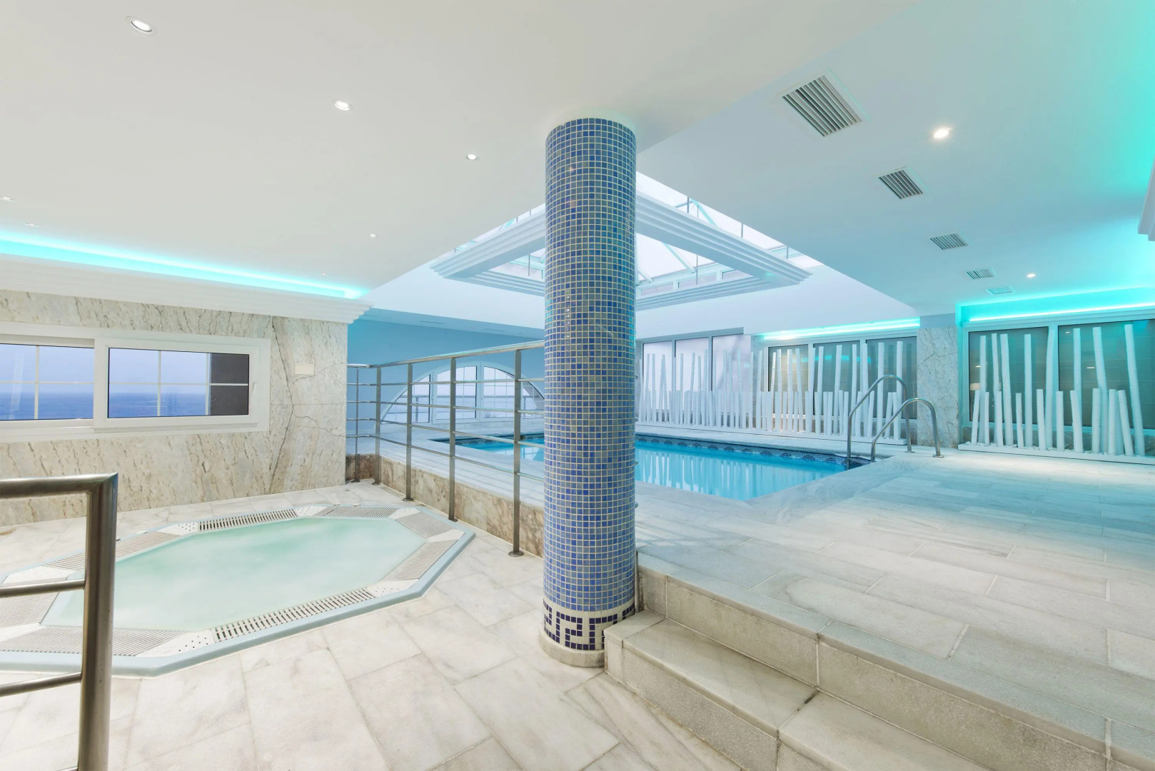Photo - Elba Motril Beach & Business Resort
