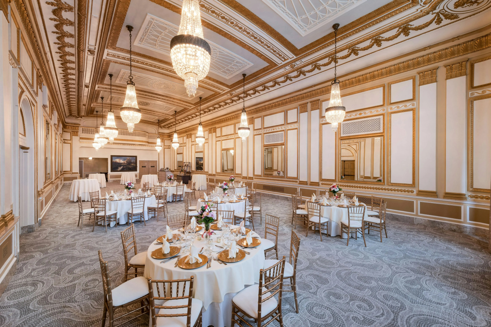 Photo - The Benson Portland, Curio Collection by Hilton