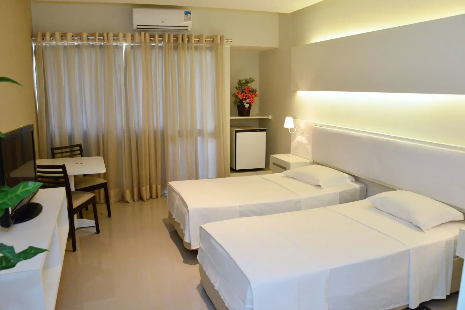 Photo - Bahiamar Hotel