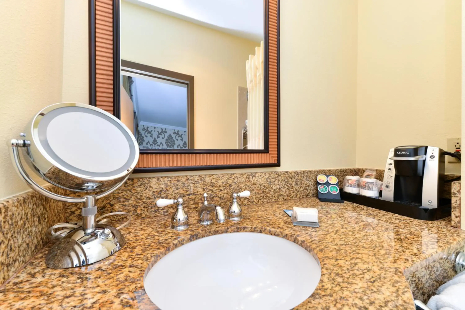Photo - Hampton Inn New Orleans/St.Charles Ave