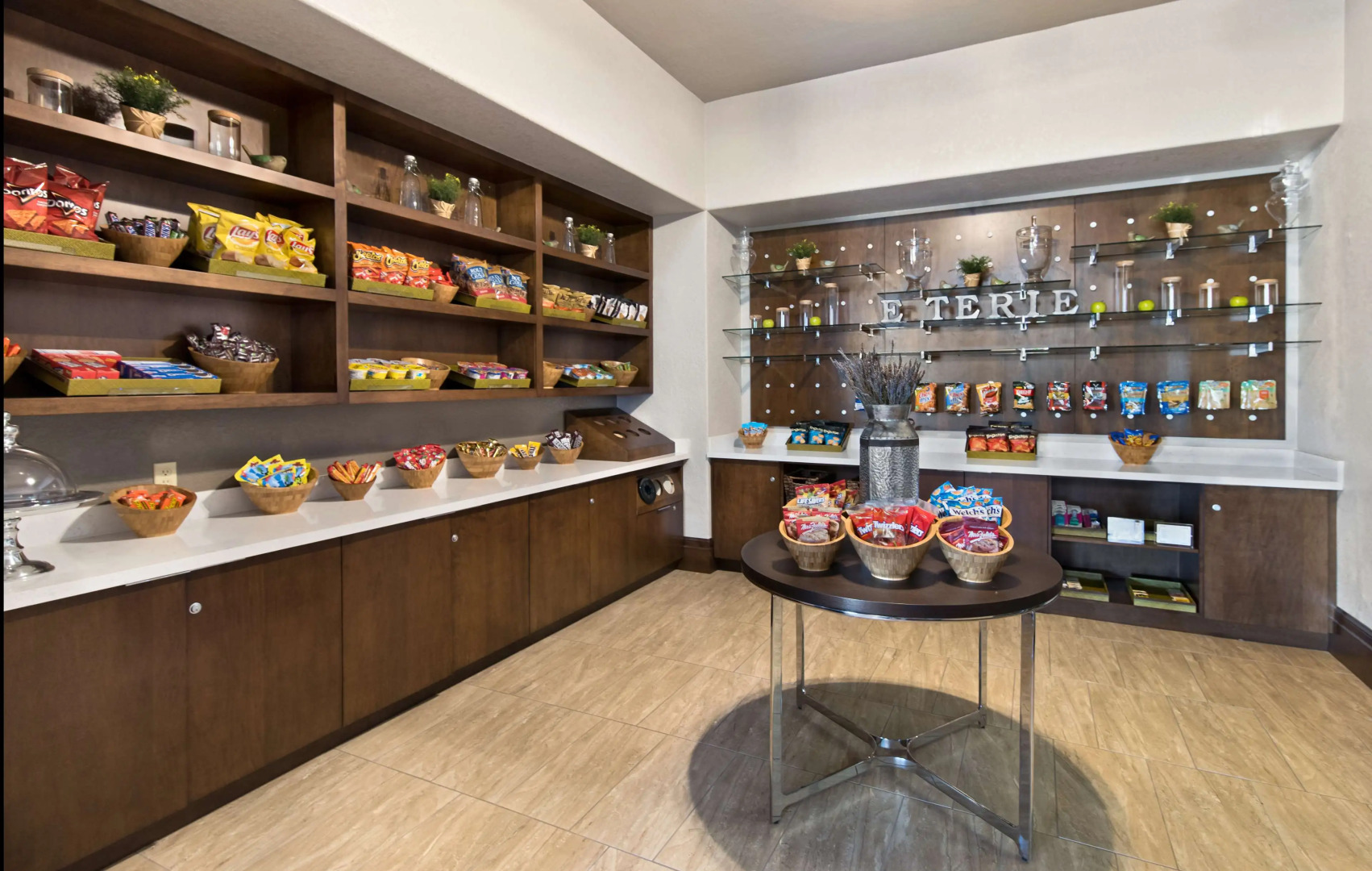 Photo - Embassy Suites by Hilton Los Angeles Downey