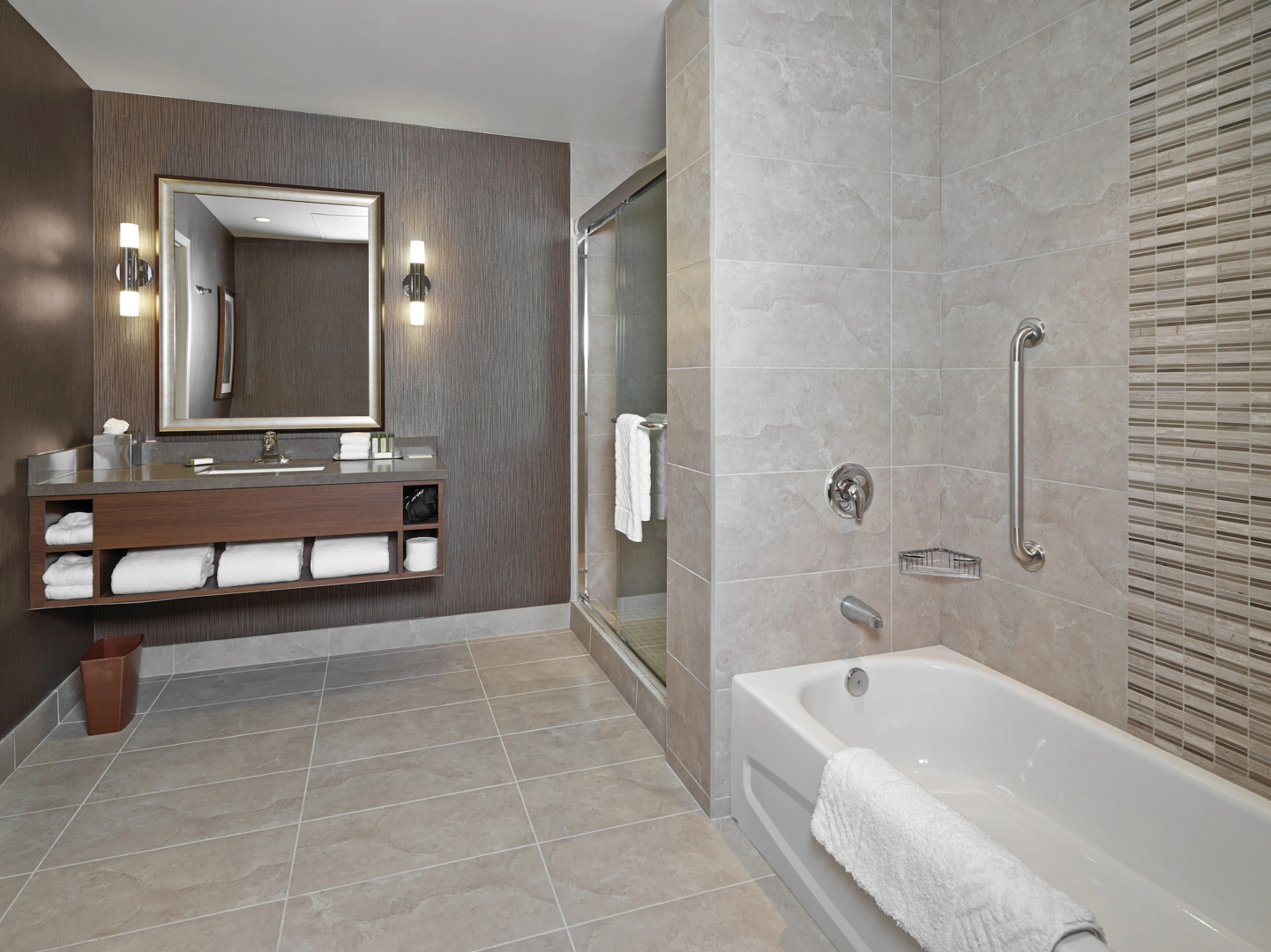 Foto - DoubleTree by Hilton Hotel West Edmonton