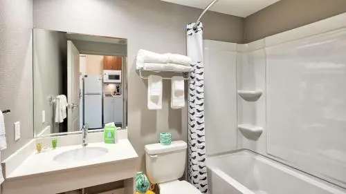 Photo - Uptown Suites Extended Stay Austin TX - Round Rock