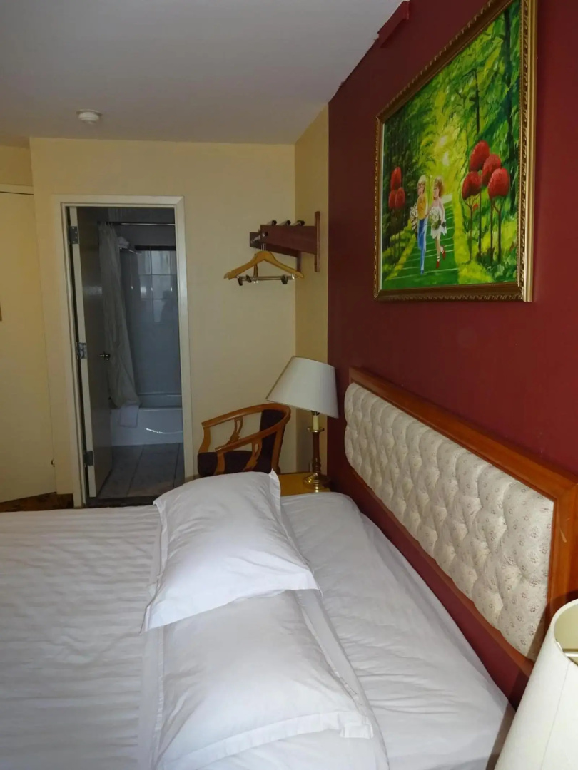 Photo - Flushing Hotel