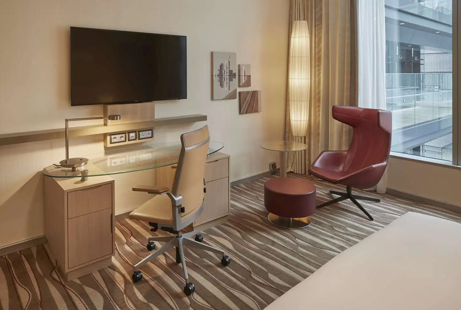 Photo - Hilton Frankfurt Airport
