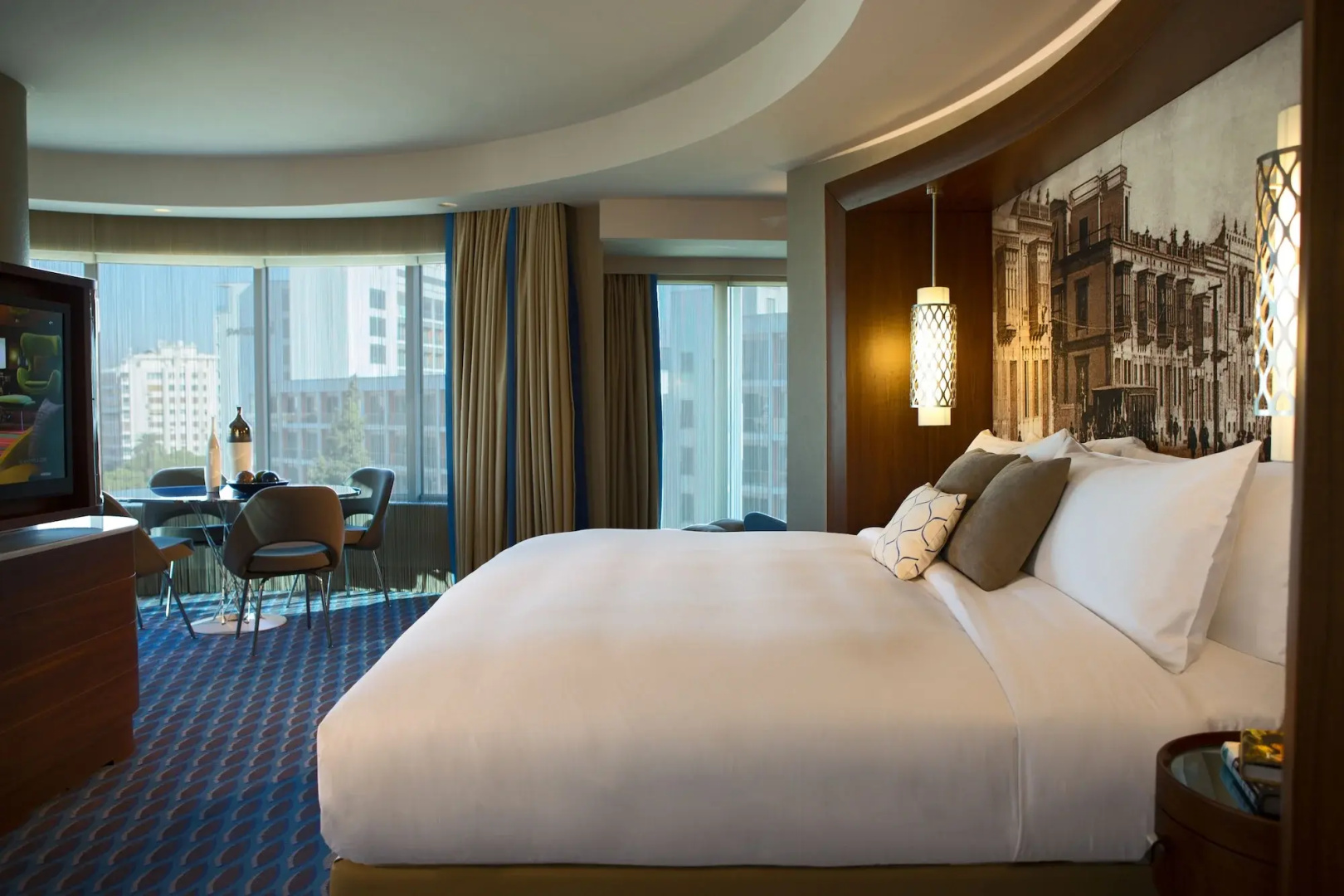 Photo - Renaissance Izmir Hotel