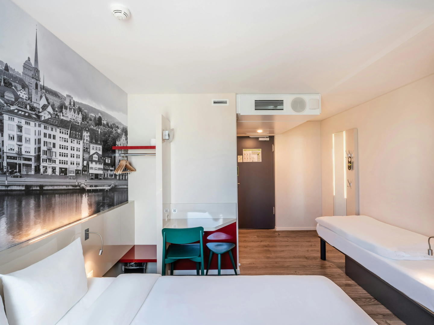 Photo - B&B Hotel Zürich Airport Rümlang