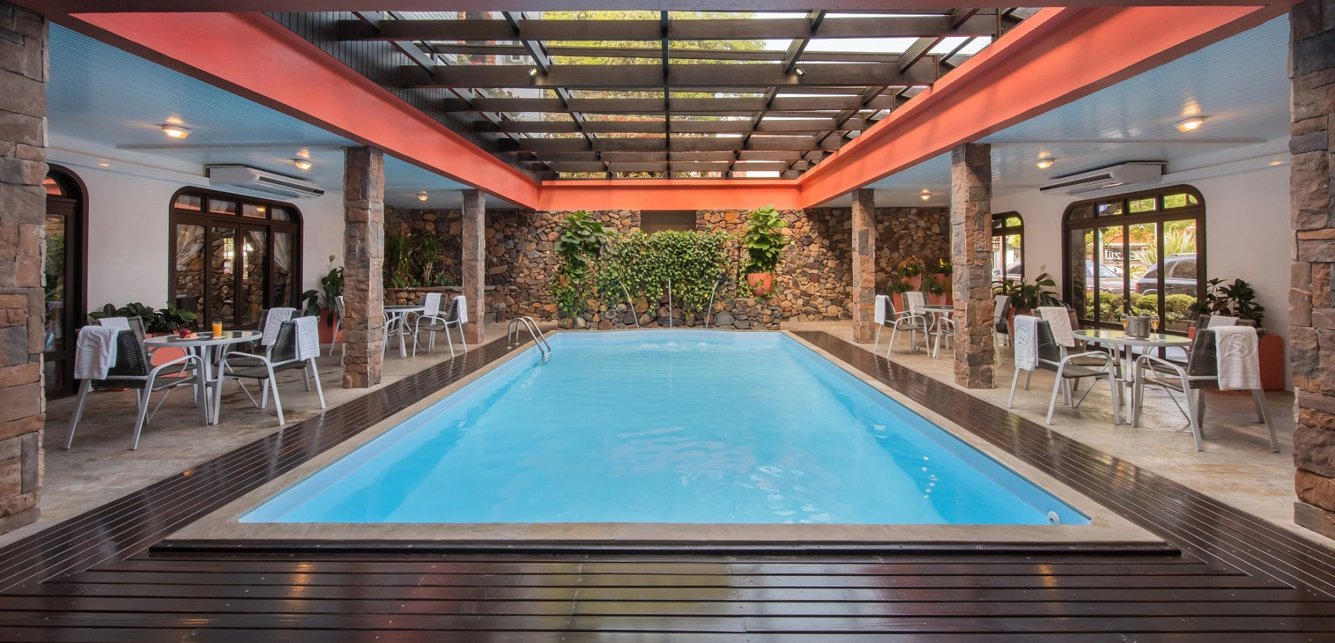 Foto - Serrazul Hotel