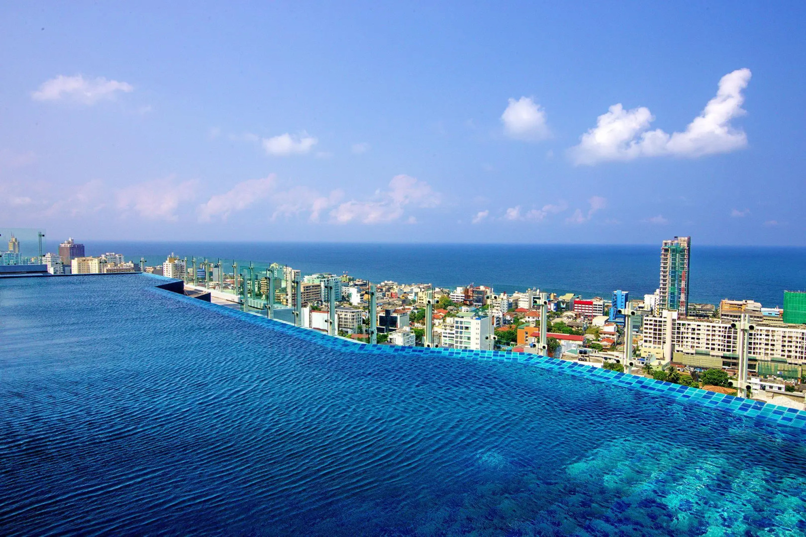 Foto - Cinnamon Red Colombo