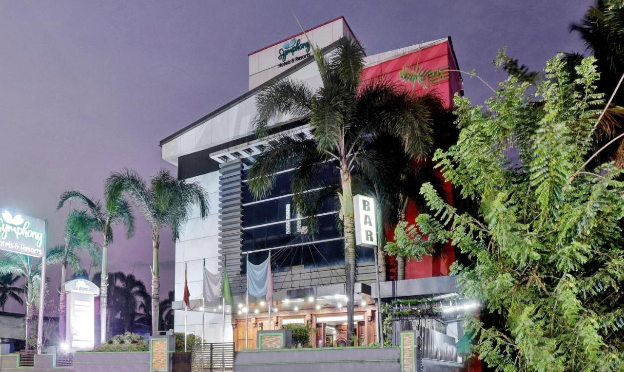 Treebo Symphony Hotels And Resorts Angamally