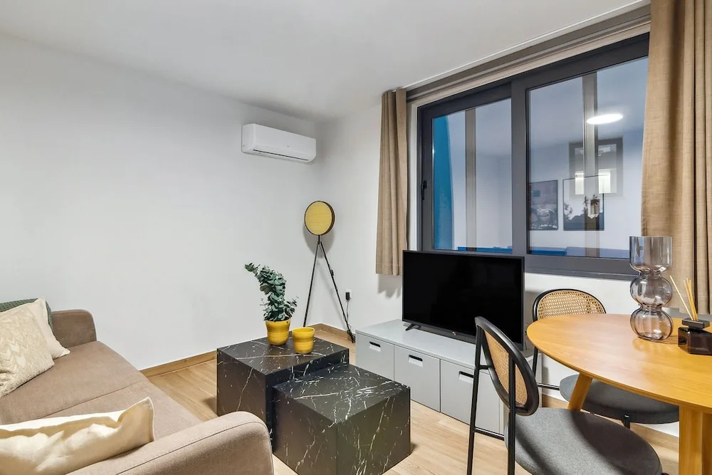 Photo - Limehome Athens Solonos City Center