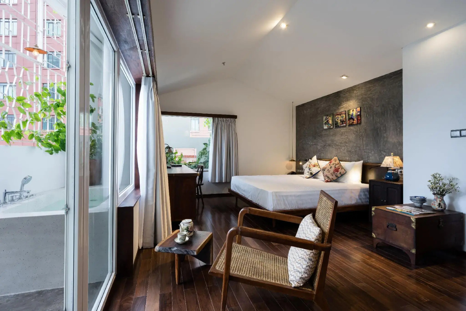 Photo - The Myst Dong Khoi