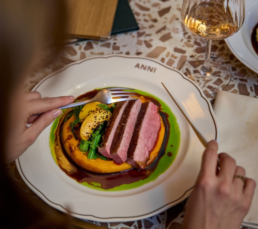 Photo - Kimpton Main Frankfurt by IHG