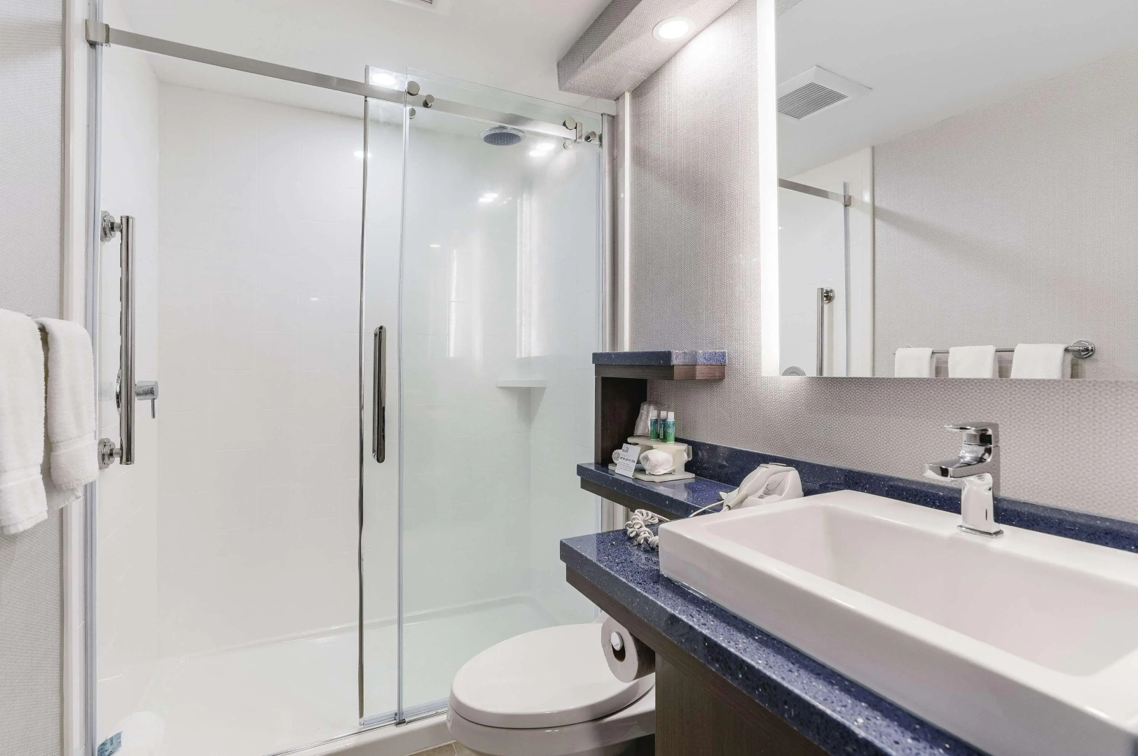 Foto - GLō Best Western Mississauga Corporate Centre