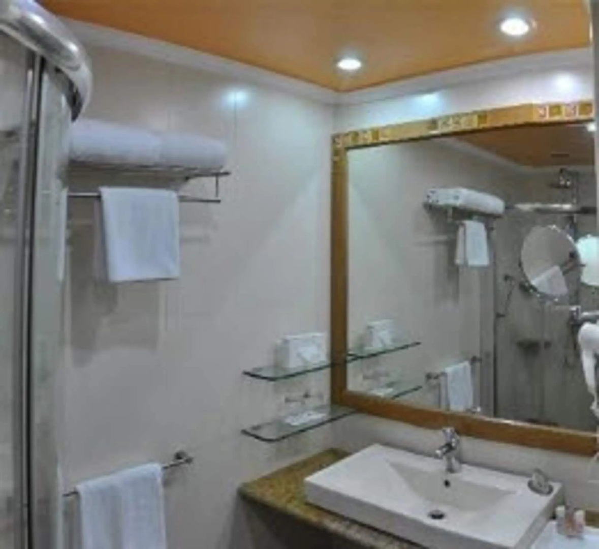 Foto - Acron Candolim Regina