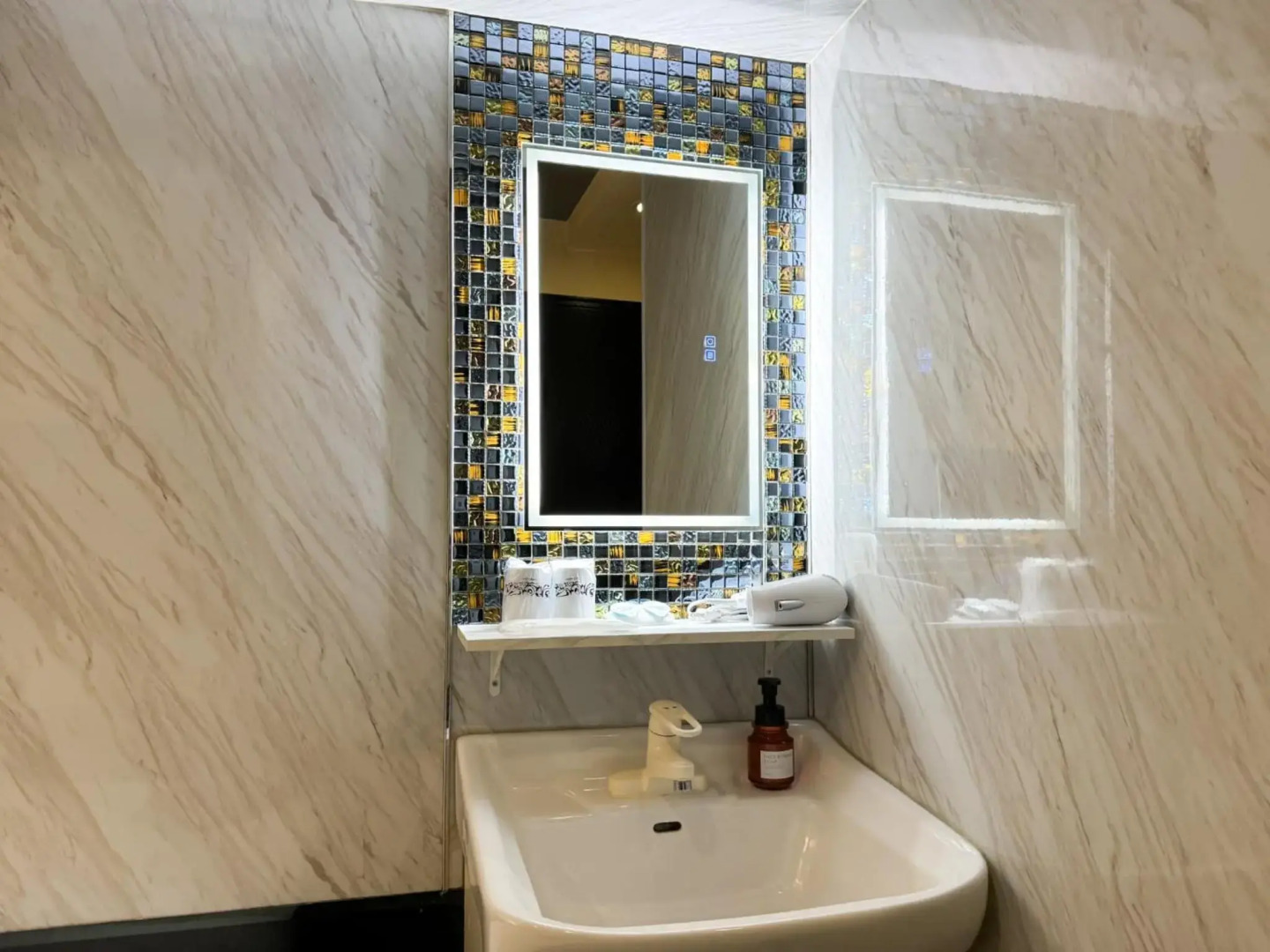 Foto - Hotel Amethyst