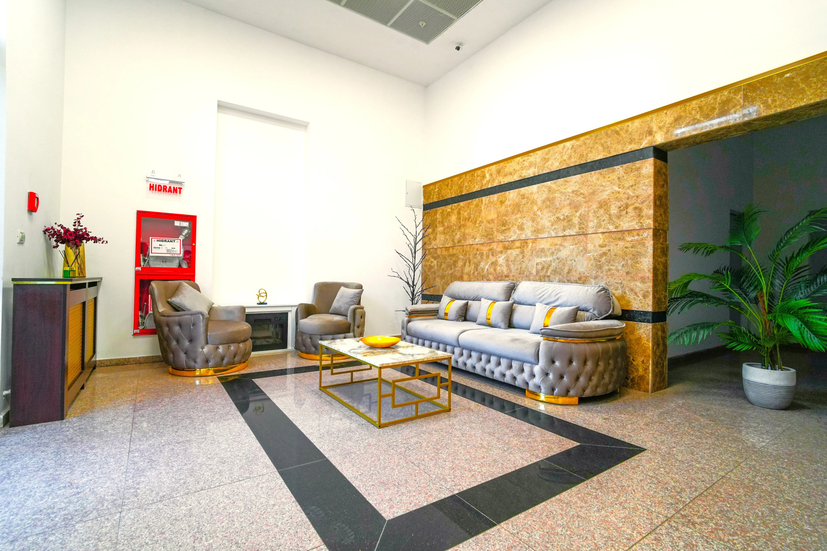 Foto - Sir Fundeni Hotel