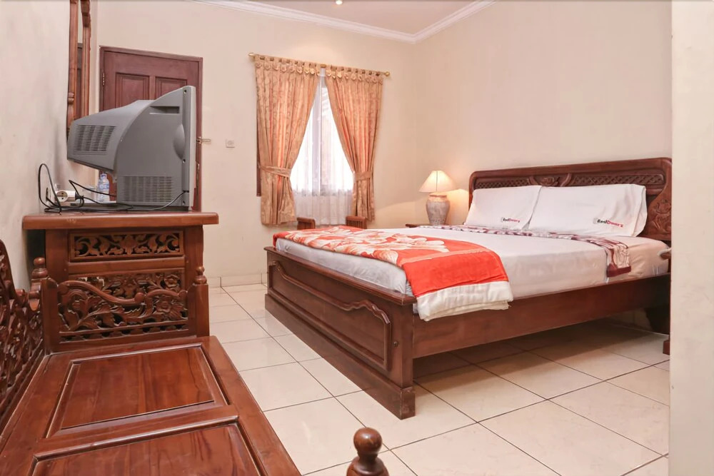 Photo - RedDoorz near Legian Street