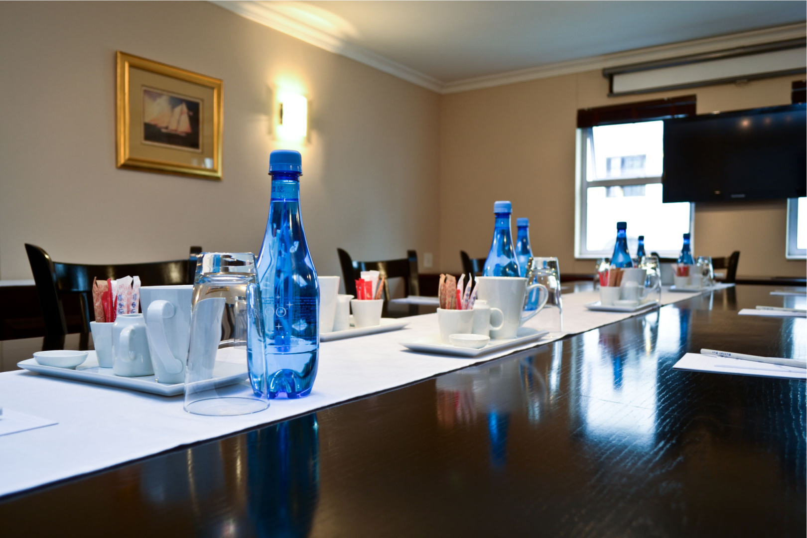 Photo - The Bantry Bay Aparthotel by Totalstay