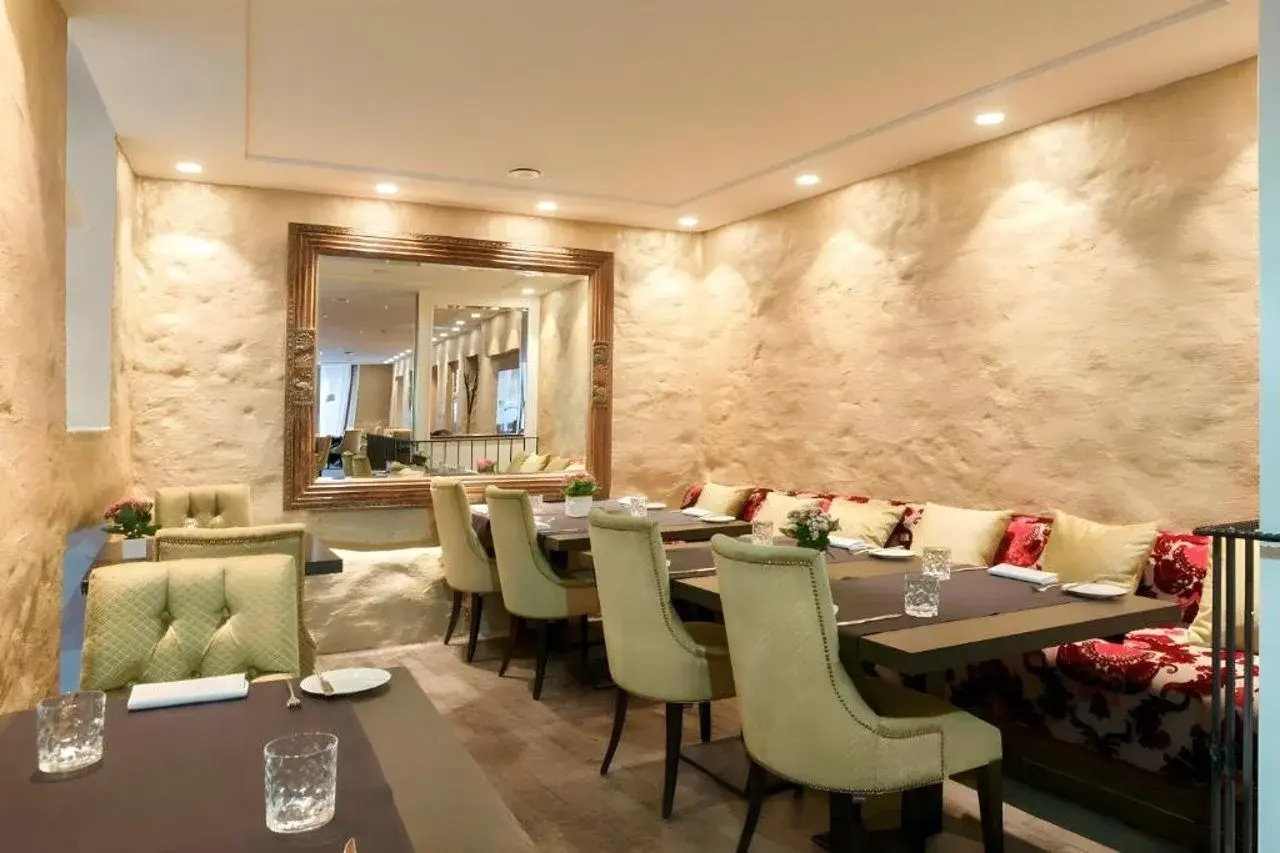 Photo - Rixwell Collection Savoy Boutique Hotel