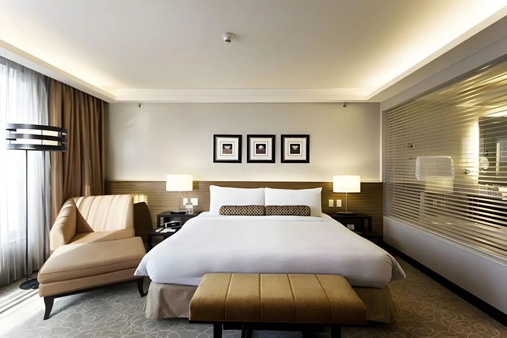 Foto - The Bellevue Manila