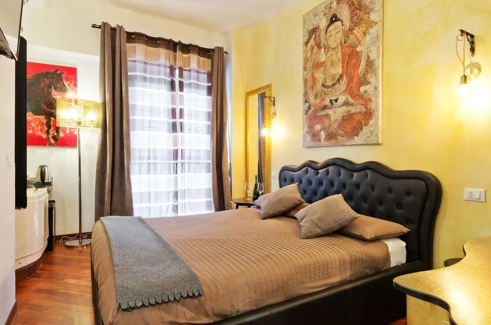 Photo - Vatican QG Rooms