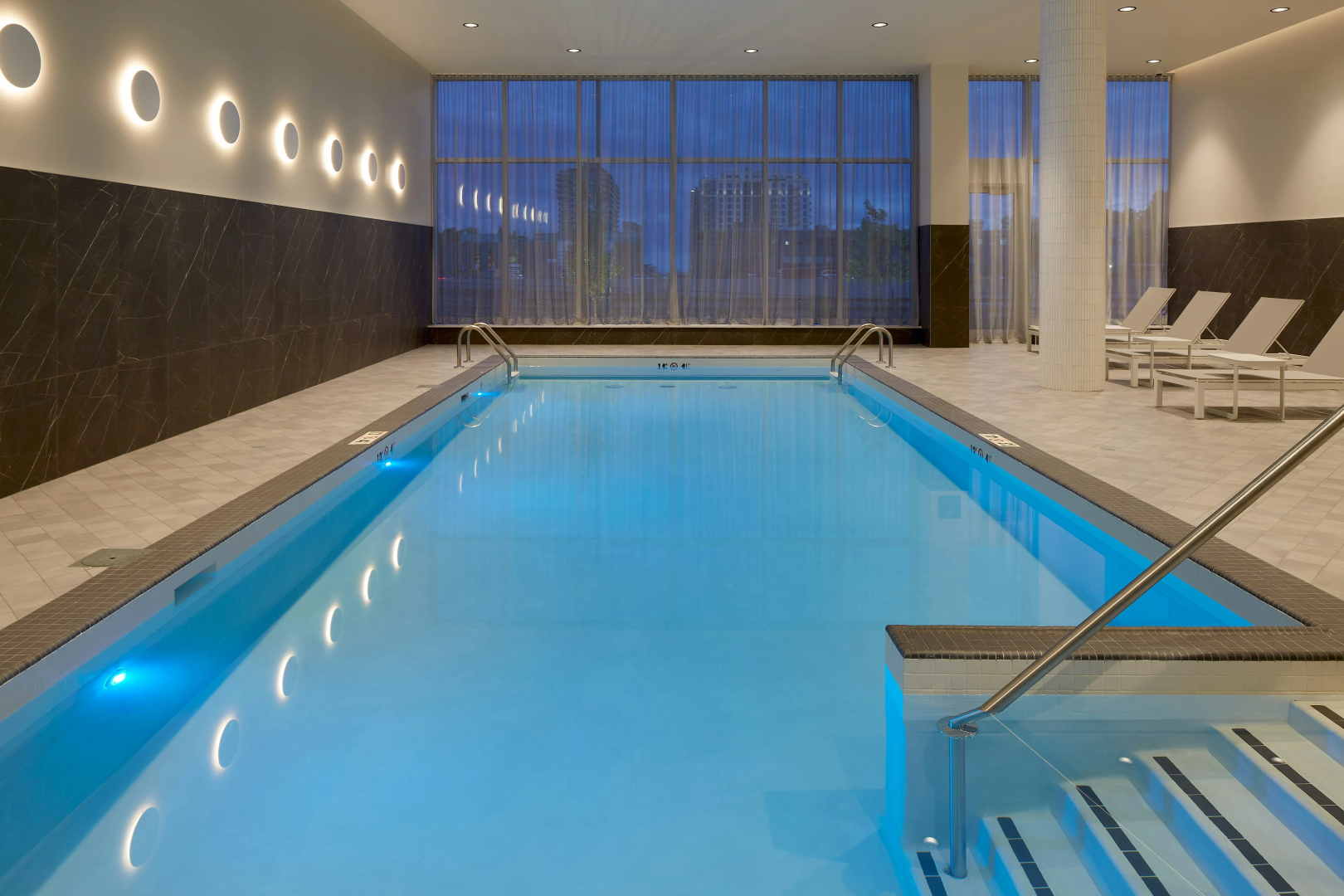 Foto - Hilton Garden Inn Montreal Midtown