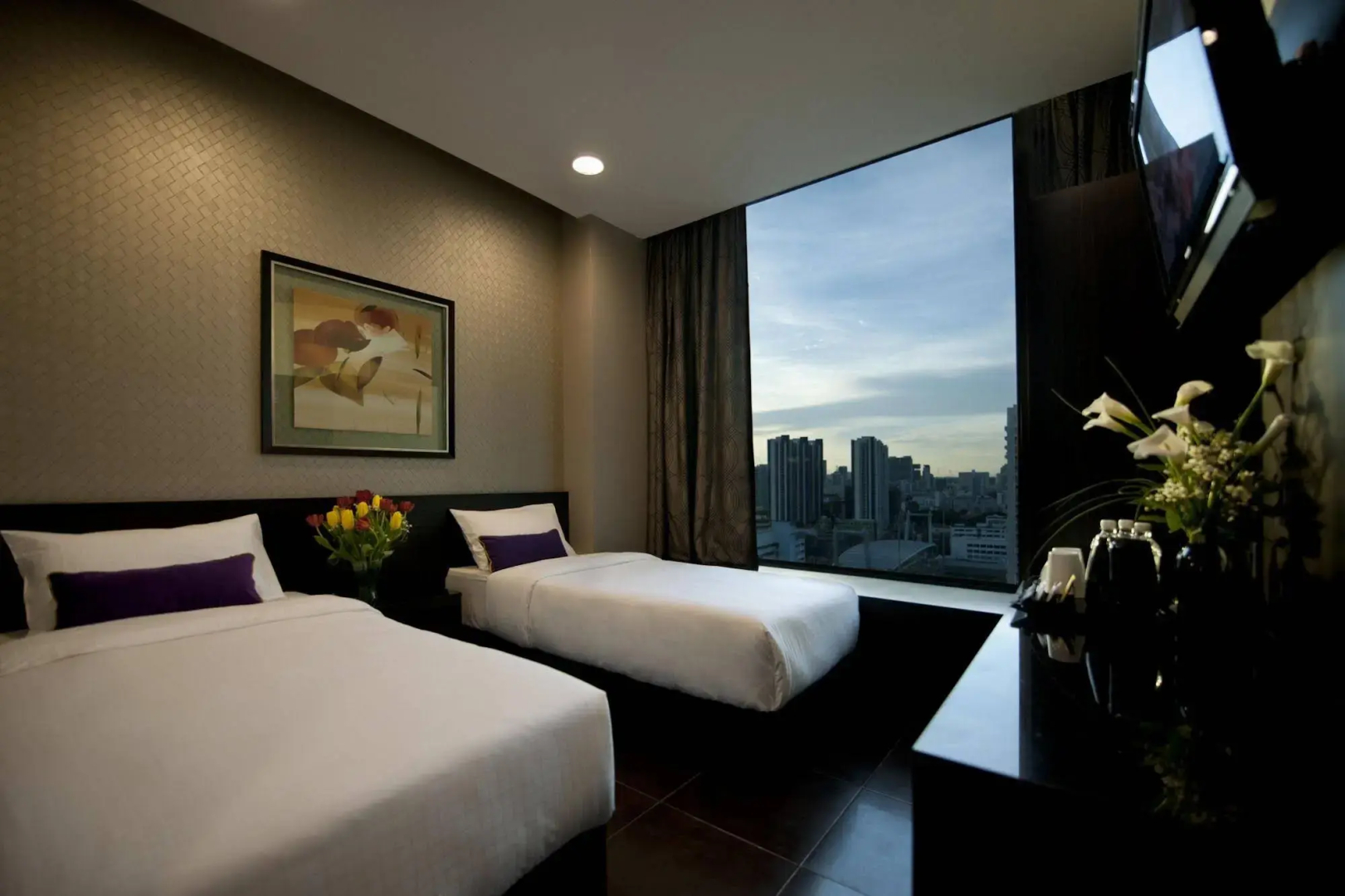 Photo - V Hotel Lavender
