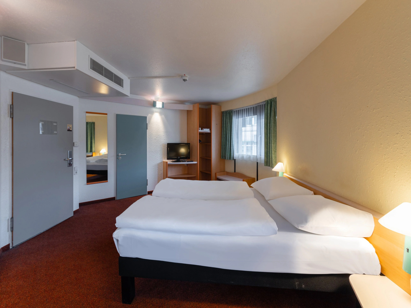 Foto - B&B HOTEL Wuppertal-City