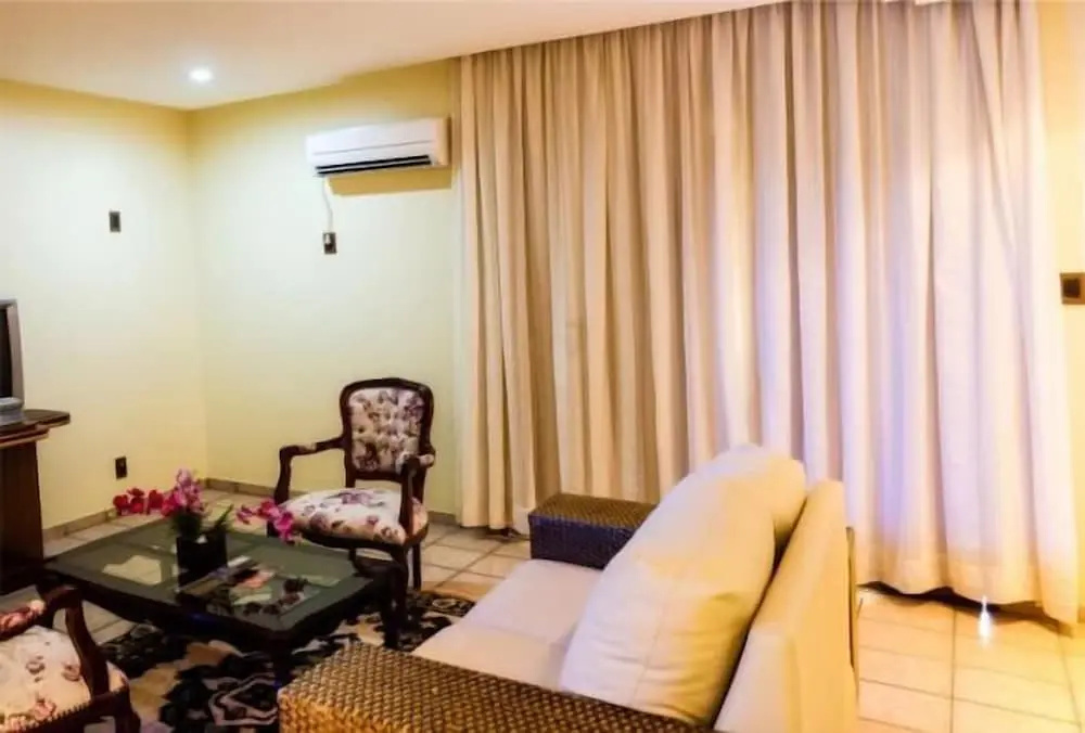 Foto - Hotel Pousada dos Girassóis