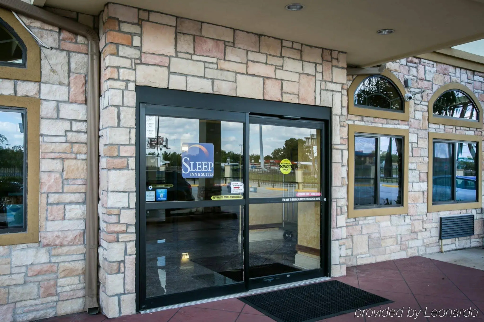 Photo - Sleep Inn and Suites Downtown Houston
