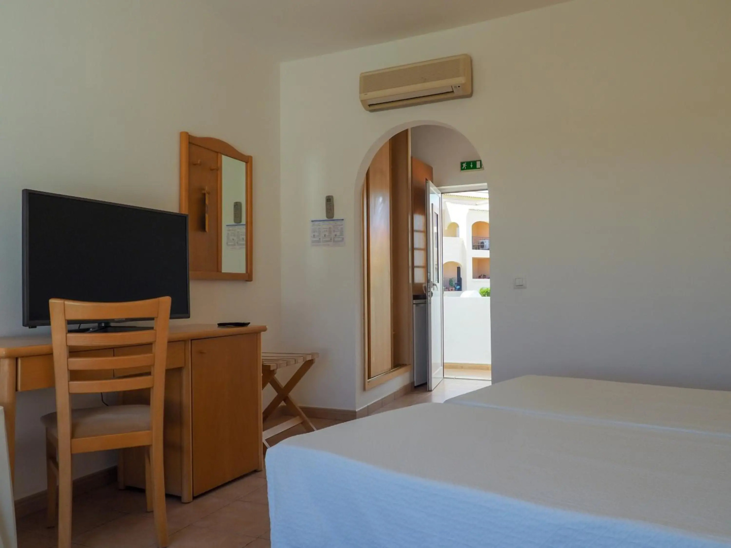 Photo - Luz Bay Hotel